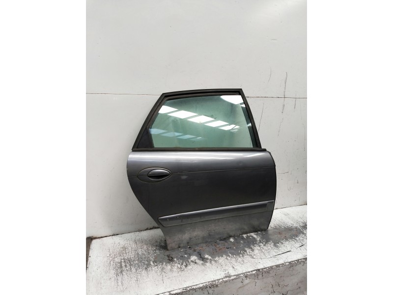 Recambio de puerta trasera derecha para citroen c5 berlina attraction referencia OEM IAM   4P