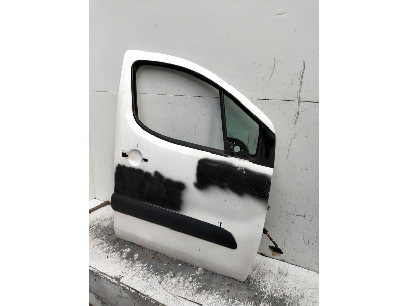 Recambio de puerta delantera derecha para peugeot partner kasten referencia OEM IAM   5P