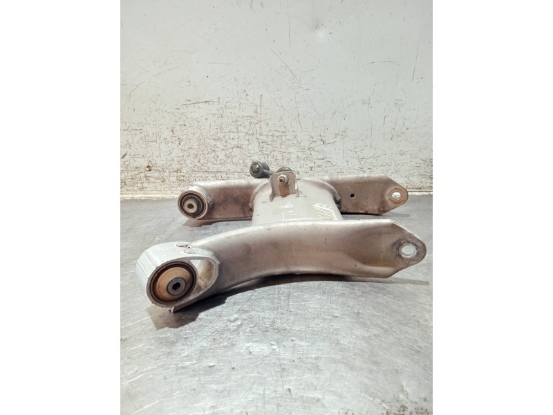 Recambio de brazo suspension inferior trasero izquierdo para bmw serie 5 berlina (e39) referencia OEM IAM   