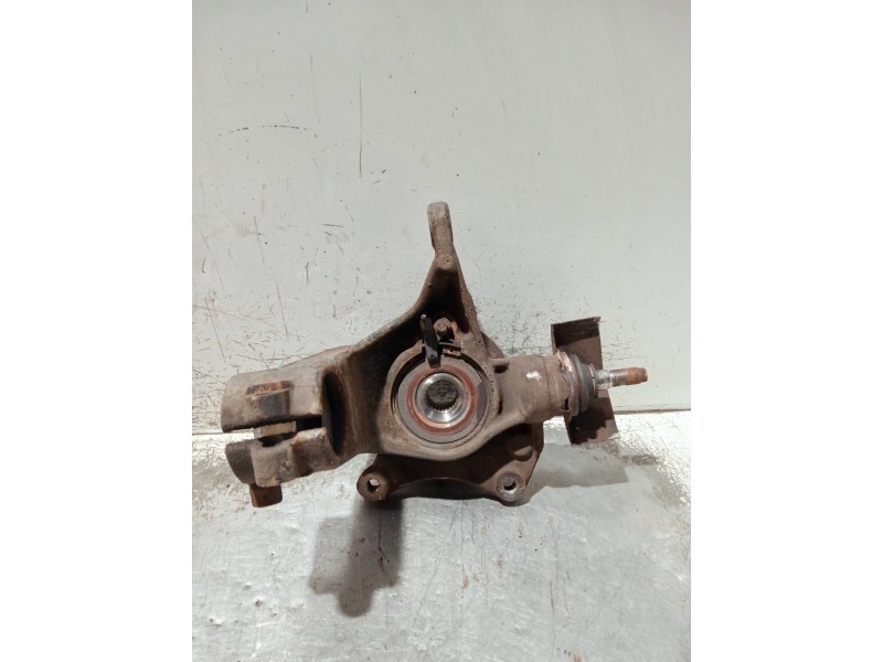 Recambio de mangueta delantera derecha para citroen c5 berlina attraction referencia OEM IAM   