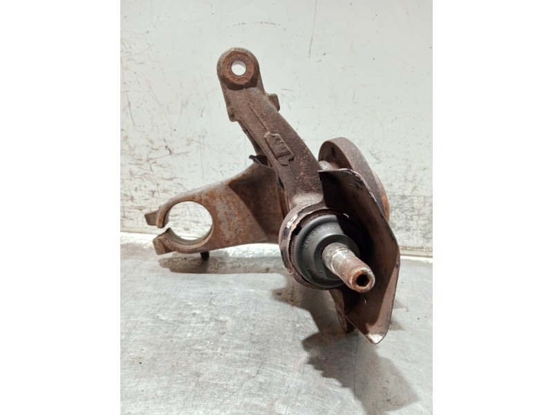 Recambio de mangueta delantera derecha para citroen c5 berlina attraction referencia OEM IAM   