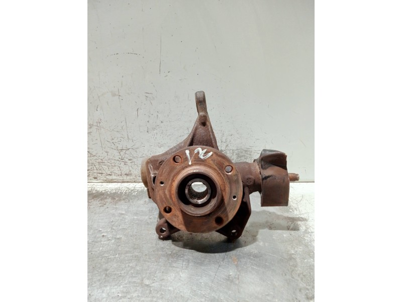 Recambio de mangueta delantera izquierda para citroen c5 berlina attraction referencia OEM IAM   