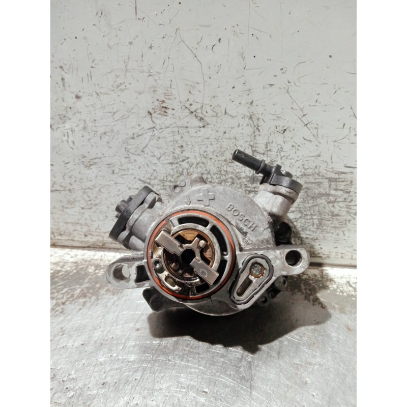 Recambio de depresor freno / bomba vacio para peugeot partner kasten referencia OEM IAM 9804021880  