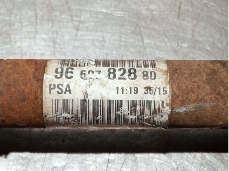 Recambio de transmision delantera derecha para peugeot partner kasten referencia OEM IAM 9660782880  
