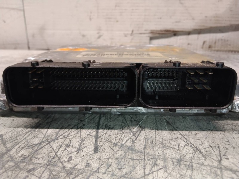 Recambio de centralita motor uce para volkswagen passat berlina (3b2) comfortline referencia OEM IAM 0281001691 038906019A 