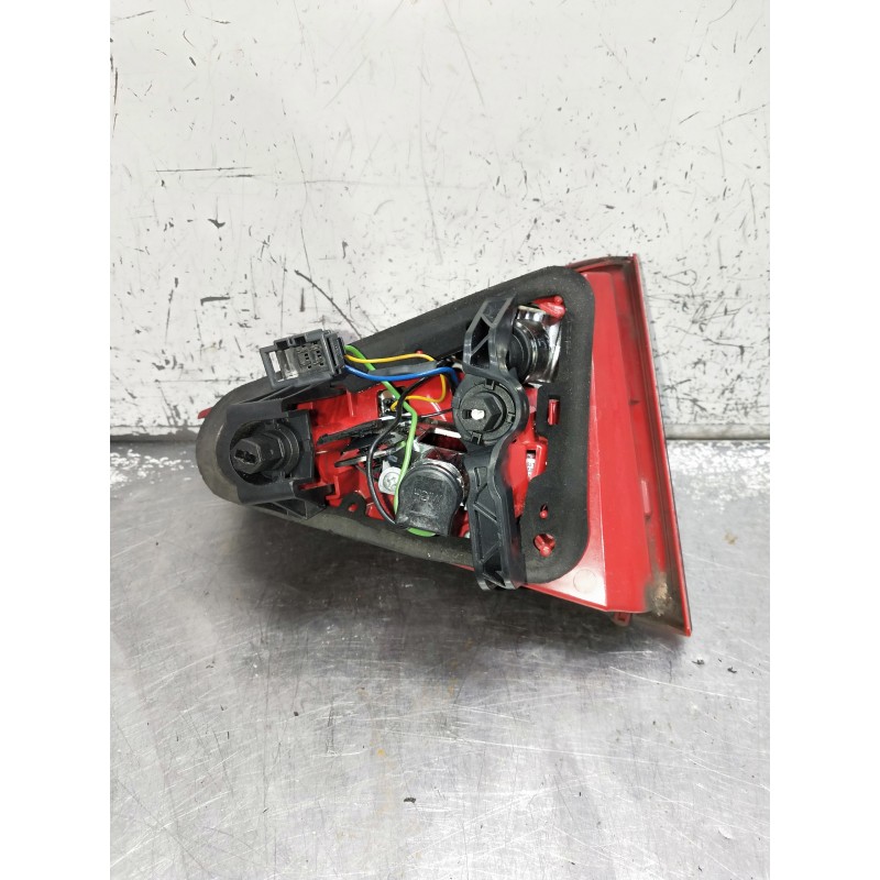 Recambio de piloto trasero derecho interior para audi a5 coupe (8t) referencia OEM IAM 8T0945094A  