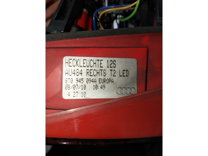 Recambio de piloto trasero derecho interior para audi a5 coupe (8t) referencia OEM IAM 8T0945094A  