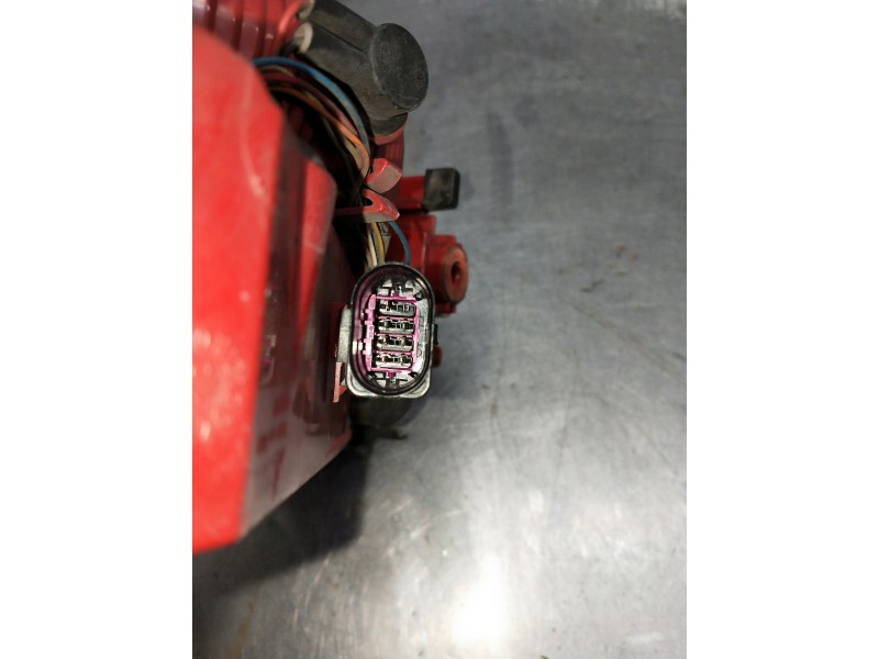 Recambio de piloto trasero izquierdo para audi a5 coupe (8t) referencia OEM IAM 8T8945095  