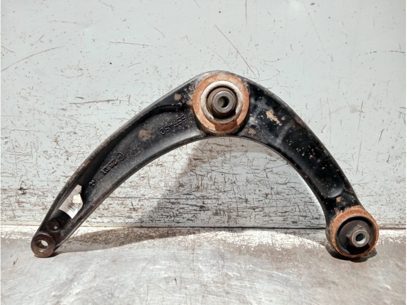 Recambio de brazo suspension inferior delantero izquierdo para peugeot partner kasten referencia OEM IAM 557452  