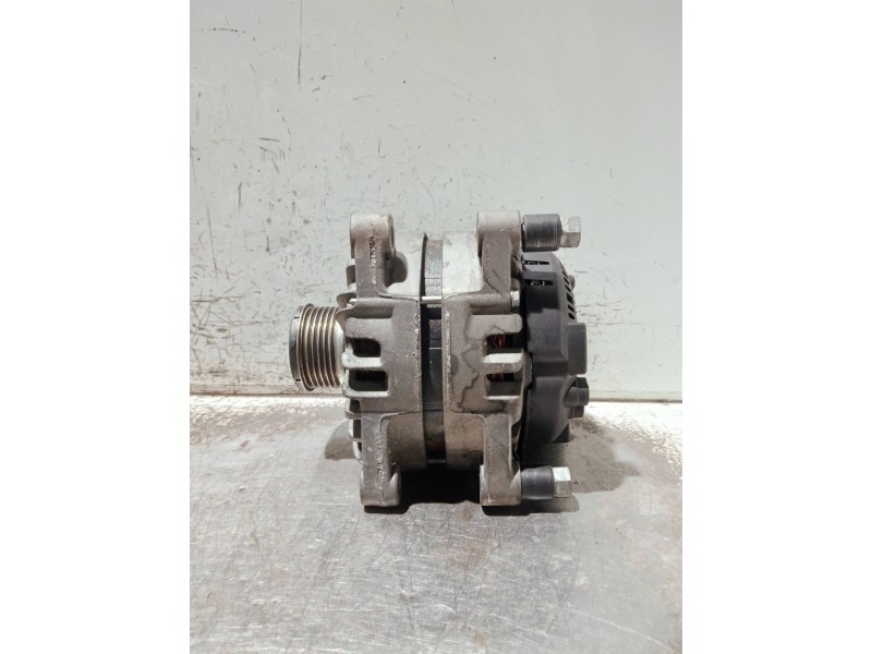 Recambio de alternador para peugeot partner kasten referencia OEM IAM 9678048880 2621087A TG15S205