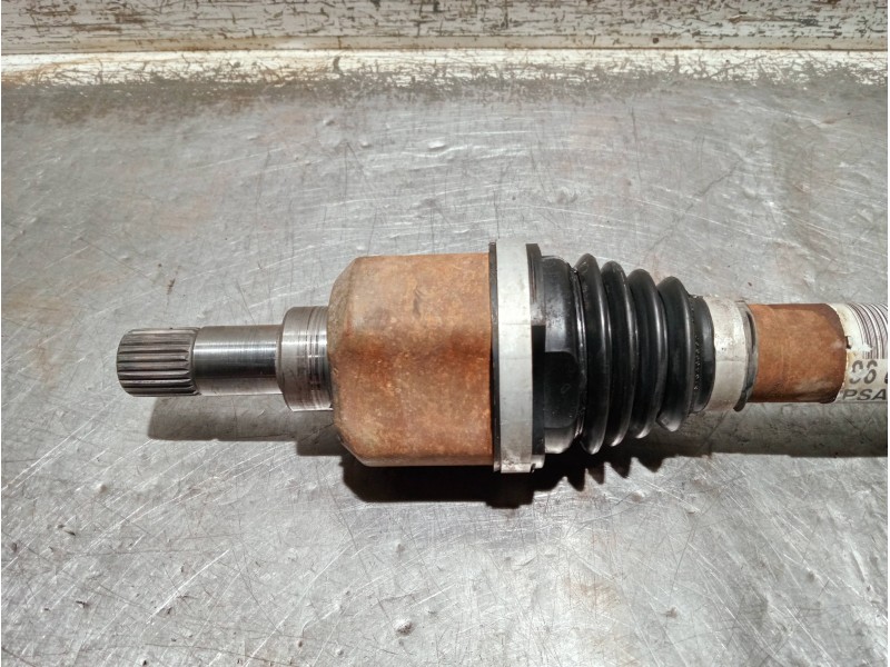 Recambio de transmision delantera izquierda para peugeot partner kasten referencia OEM IAM 9660782780  