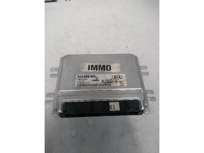 Recambio de centralita motor uce para kia carnival 2.5 referencia OEM IAM 5WY1102D K55C 18881 SIMK62