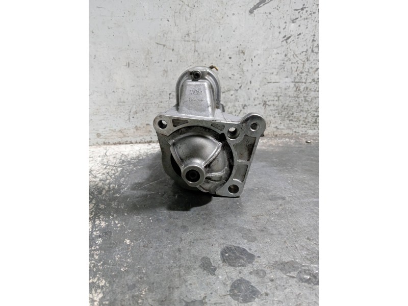 Recambio de motor arranque para renault megane ii berlina 5p referencia OEM IAM 8200331251  