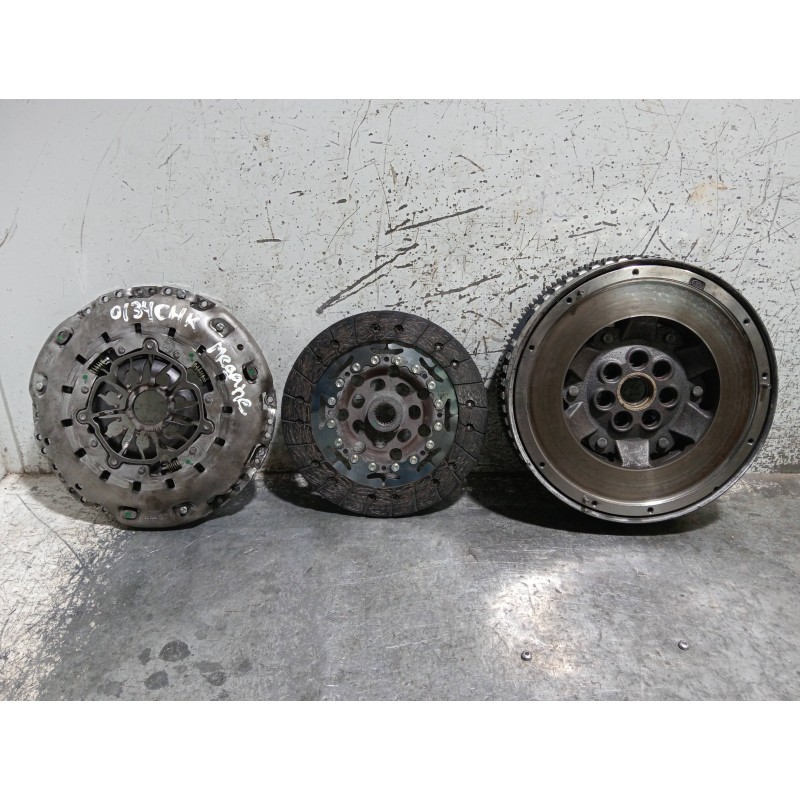 Recambio de kit embrague para renault megane ii berlina 5p referencia OEM IAM 324036310 124035910 415026110