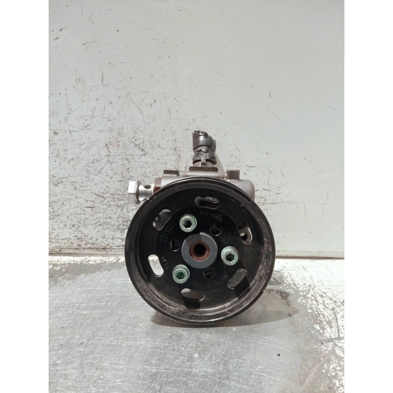 Recambio de bomba direccion para audi a4 avant (8e) referencia OEM IAM 8E0145155N 7690955121 