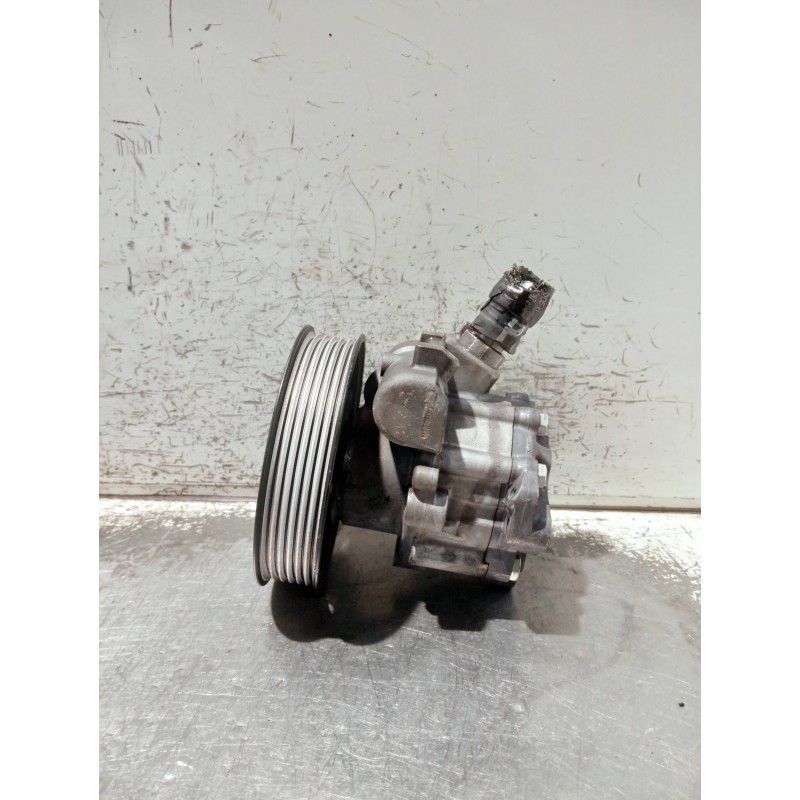Recambio de bomba direccion para audi a4 avant (8e) referencia OEM IAM 8E0145155N 7690955121 