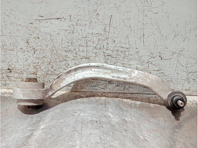 Recambio de brazo suspension inferior delantero derecho para audi a4 avant (8e) referencia OEM IAM   
