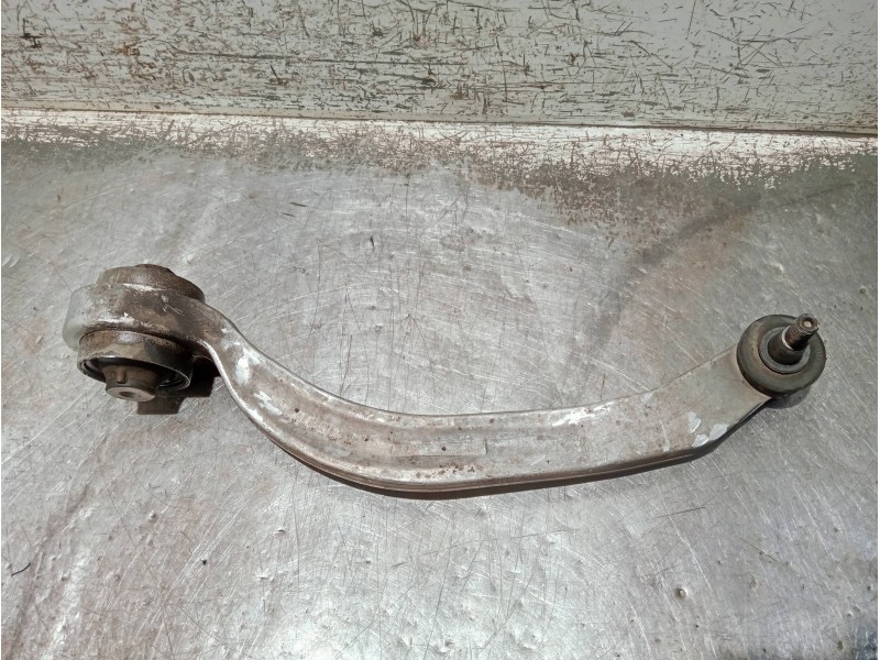 Recambio de brazo suspension inferior delantero izquierdo para audi a4 avant (8e) referencia OEM IAM   