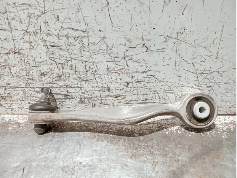 Recambio de brazo suspension superior delantero derecho para audi a4 avant (8e) referencia OEM IAM 8E0407510C  