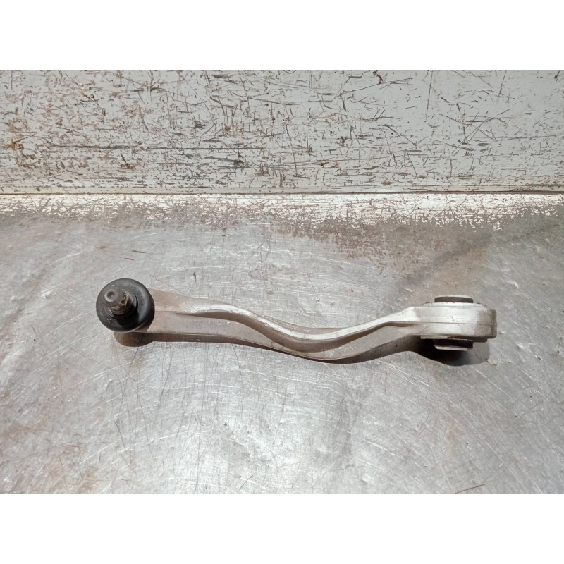 Recambio de brazo suspension superior delantero derecho para audi a4 avant (8e) referencia OEM IAM 8E0407510C  