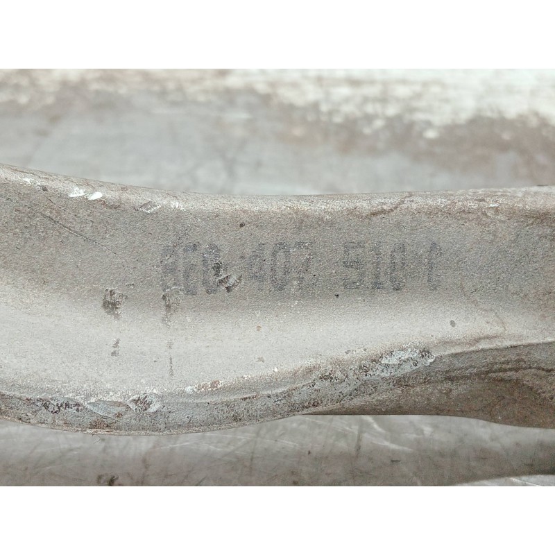 Recambio de brazo suspension superior delantero derecho para audi a4 avant (8e) referencia OEM IAM 8E0407510C  