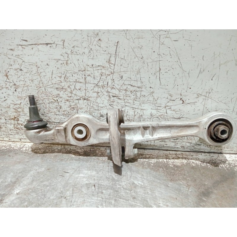 Recambio de brazo suspension superior delantero derecho para audi a4 avant (8e) referencia OEM IAM 8E0407155E  