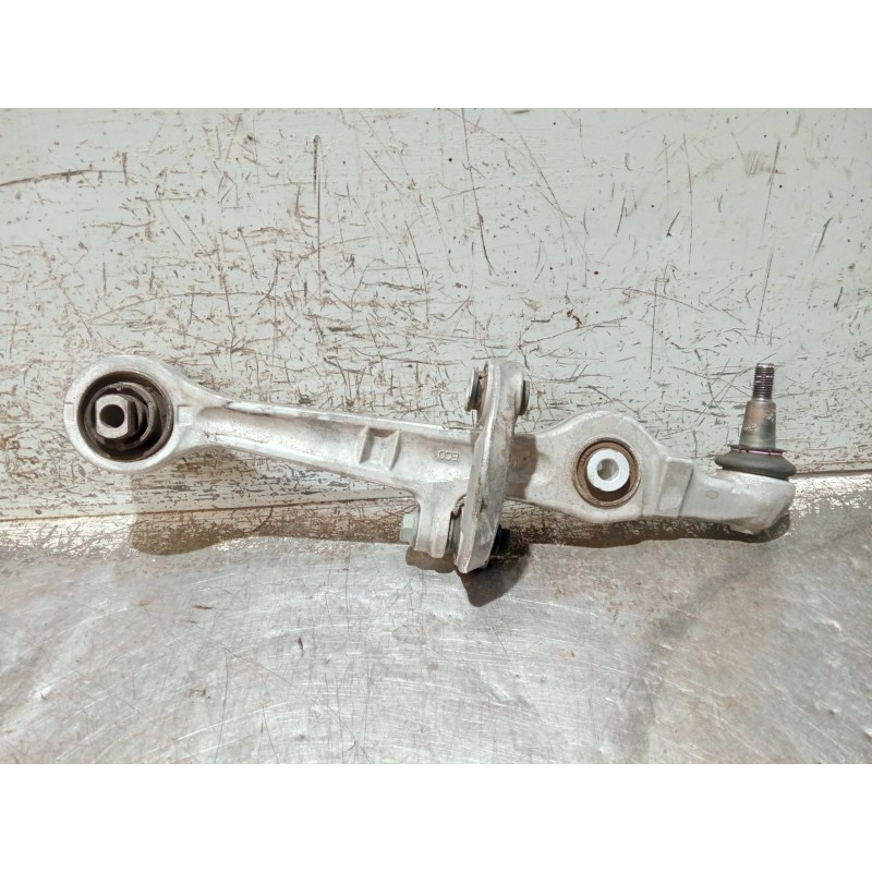 Recambio de brazo suspension superior delantero izquierdo para audi a4 avant (8e) referencia OEM IAM 8E0407155E  