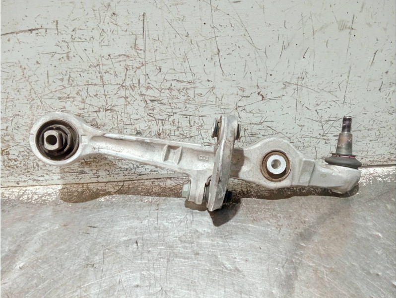 Recambio de brazo suspension superior delantero izquierdo para audi a4 avant (8e) referencia OEM IAM 8E0407155E  