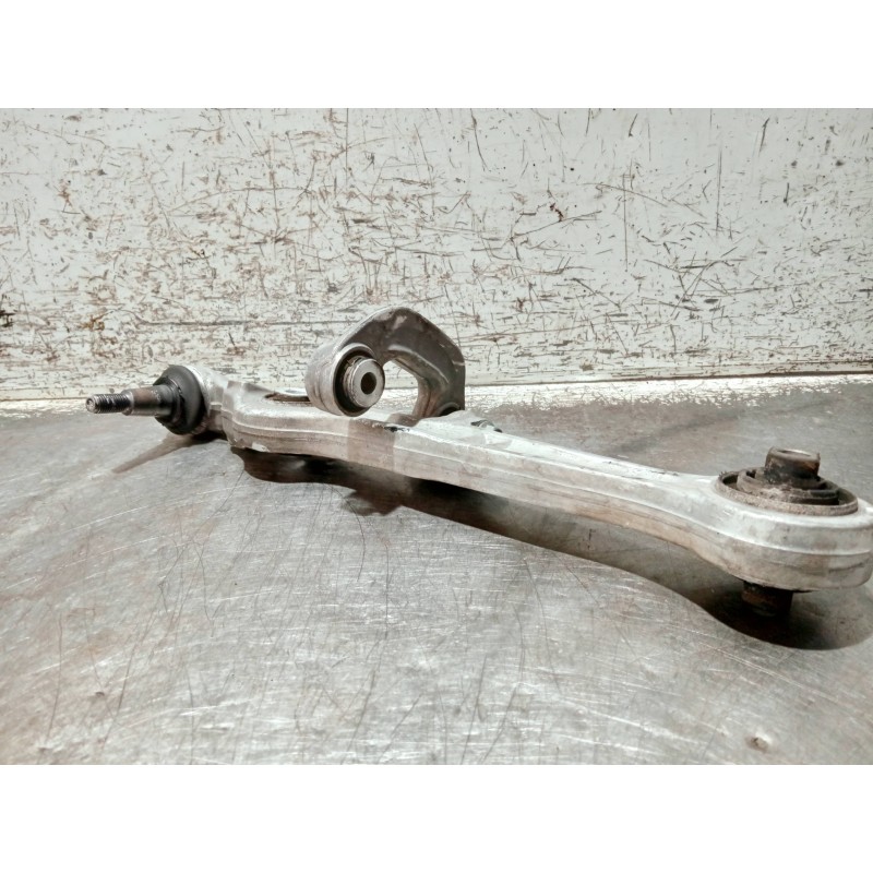 Recambio de brazo suspension superior delantero izquierdo para audi a4 avant (8e) referencia OEM IAM 8E0407155E  