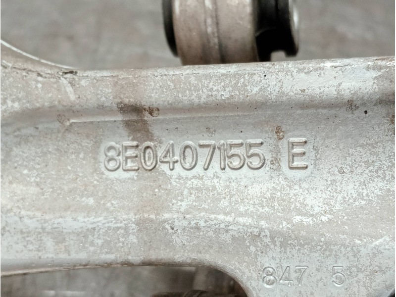 Recambio de brazo suspension superior delantero izquierdo para audi a4 avant (8e) referencia OEM IAM 8E0407155E  