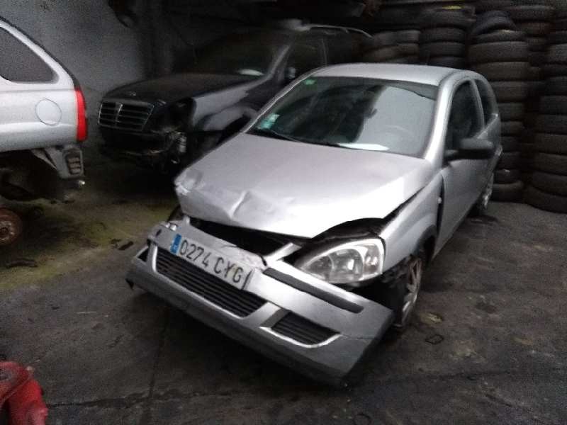 opel corsa c del año 2004