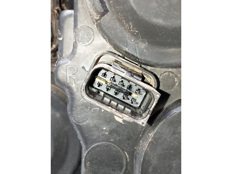 Recambio de faro derecho para peugeot 208 (p2) referencia OEM IAM 9823193880 90174685 