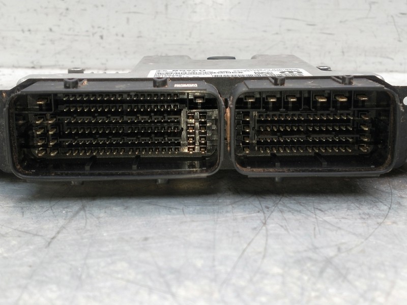 Recambio de centralita motor uce para peugeot 208 (p2) referencia OEM IAM 0261S105H6 9851331280 