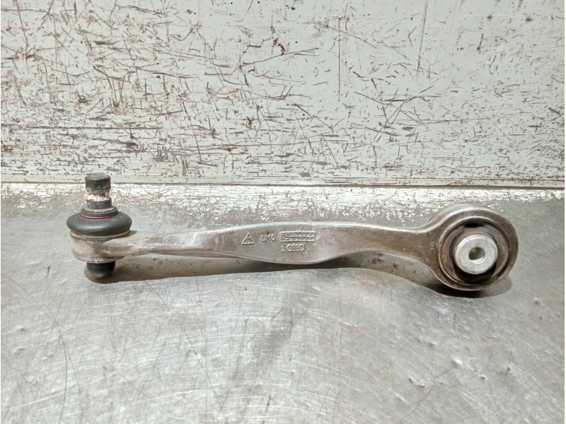 Recambio de brazo suspension superior delantero izquierdo para audi a4 avant (8e) referencia OEM IAM   