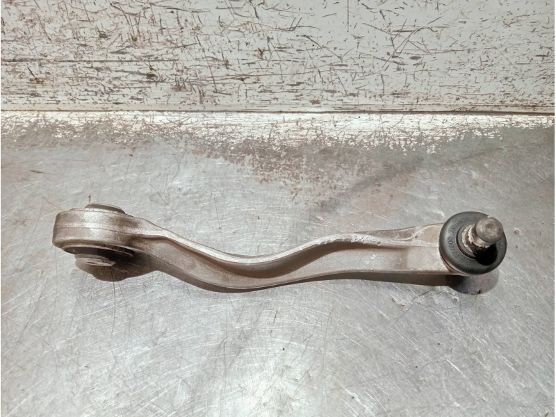 Recambio de brazo suspension superior delantero izquierdo para audi a4 avant (8e) referencia OEM IAM   