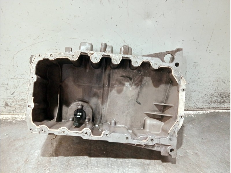 Recambio de carter para audi a4 avant (8e) referencia OEM IAM 03G103603 03G103601 