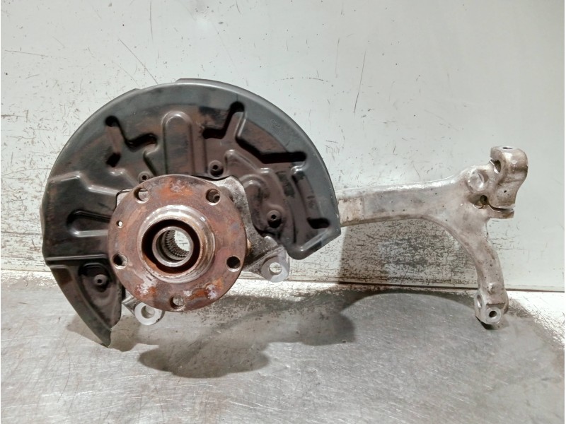 Recambio de mangueta delantera izquierda para audi a4 avant (8e) referencia OEM IAM 8E04072410  