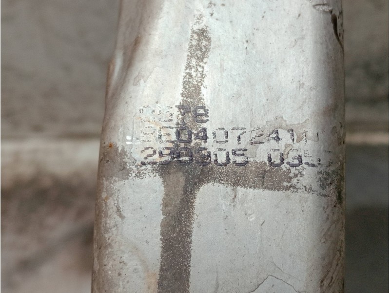Recambio de mangueta delantera izquierda para audi a4 avant (8e) referencia OEM IAM 8E04072410  