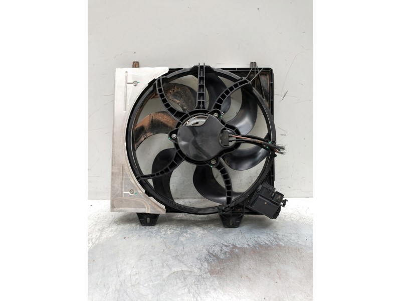 Recambio de electroventilador para peugeot 208 (p2) referencia OEM IAM 9827752980  