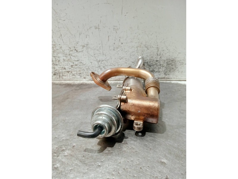 Recambio de enfriador egr para audi a4 avant (8e) referencia OEM IAM 2002287  