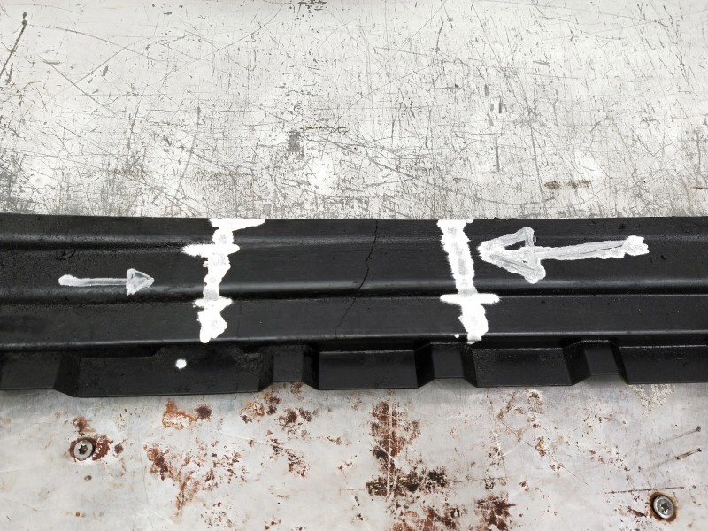 Recambio de panel frontal para audi a5 coupe (8t) referencia OEM IAM   OJO VER FOTOS