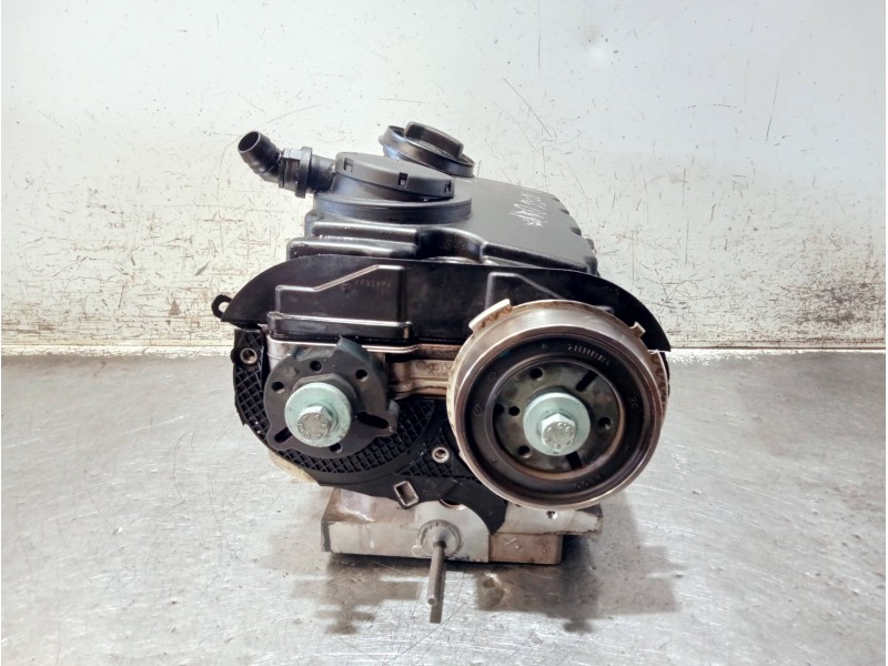 Recambio de culata para audi a4 avant (8e) referencia OEM IAM 03G103373A BLB 