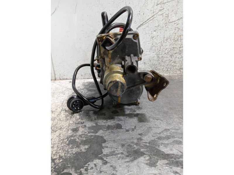 Recambio de bomba inyeccion para mercedes clase e (w210) berlina diesel referencia OEM IAM 0400196002 6060700501 BOSCH