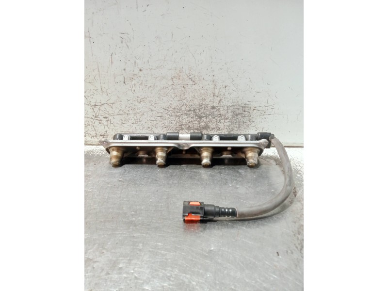 Recambio de rampa inyectora para kawasaki ninja zx-6 r/rr referencia OEM IAM   