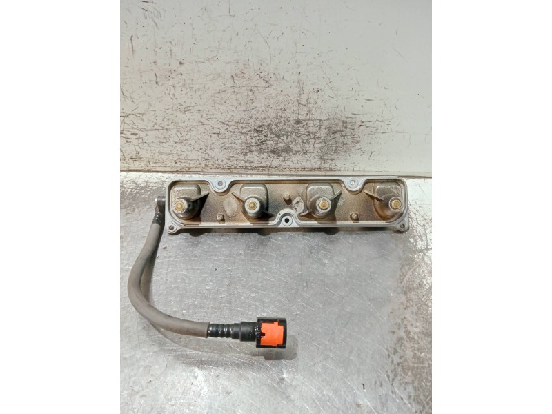 Recambio de rampa inyectora para kawasaki ninja zx-6 r/rr referencia OEM IAM   