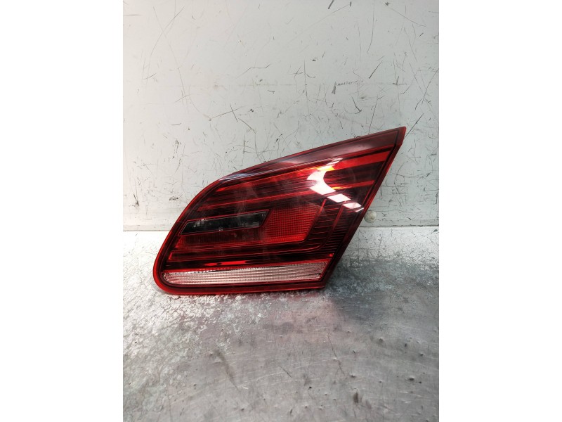 Recambio de piloto trasero derecho interior para volkswagen passat cc (357) 2.0 tdi referencia OEM IAM 3C8945308S  