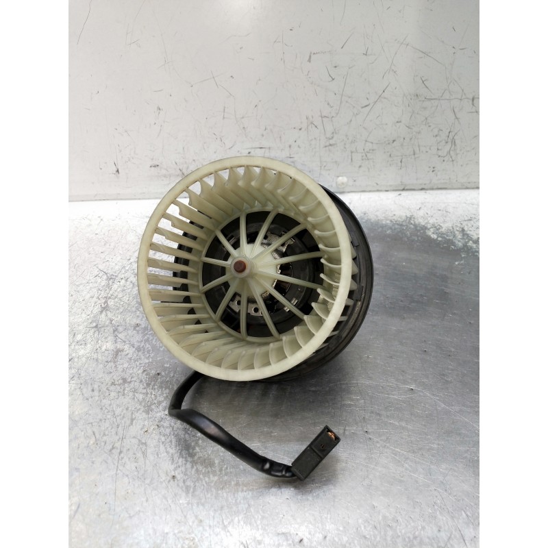 Recambio de motor calefaccion para audi 80 2.0 i referencia OEM IAM 3137020009 893819021 