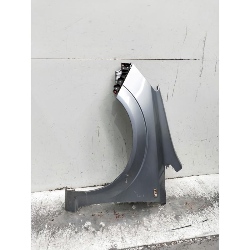 Recambio de aleta delantera derecha para opel zafira b referencia OEM IAM   