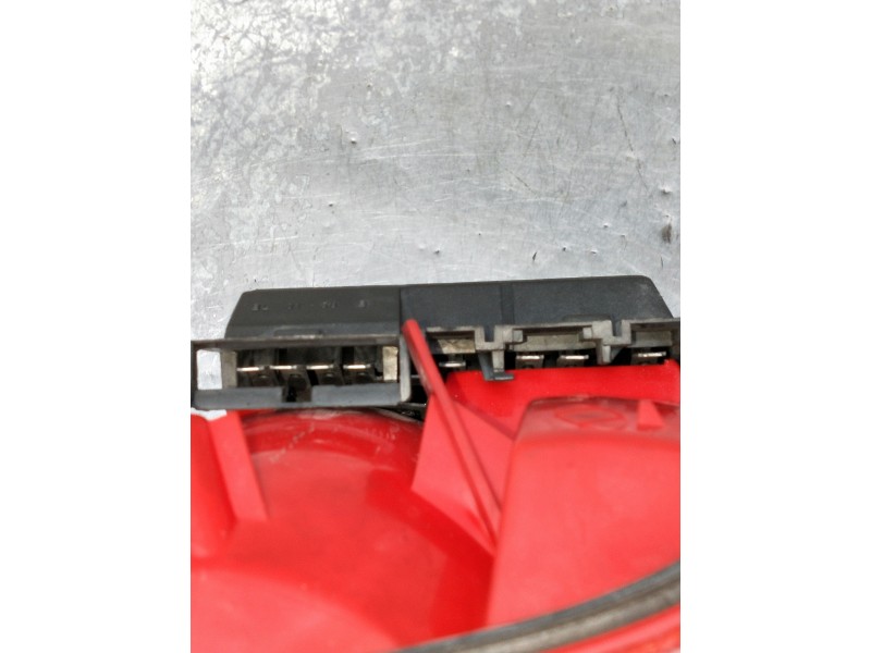 Recambio de piloto trasero izquierdo para audi 80 2.0 i referencia OEM IAM 140343LI  