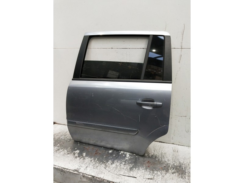 Recambio de puerta trasera izquierda para opel zafira b referencia OEM IAM  VER FOTOS 5P
